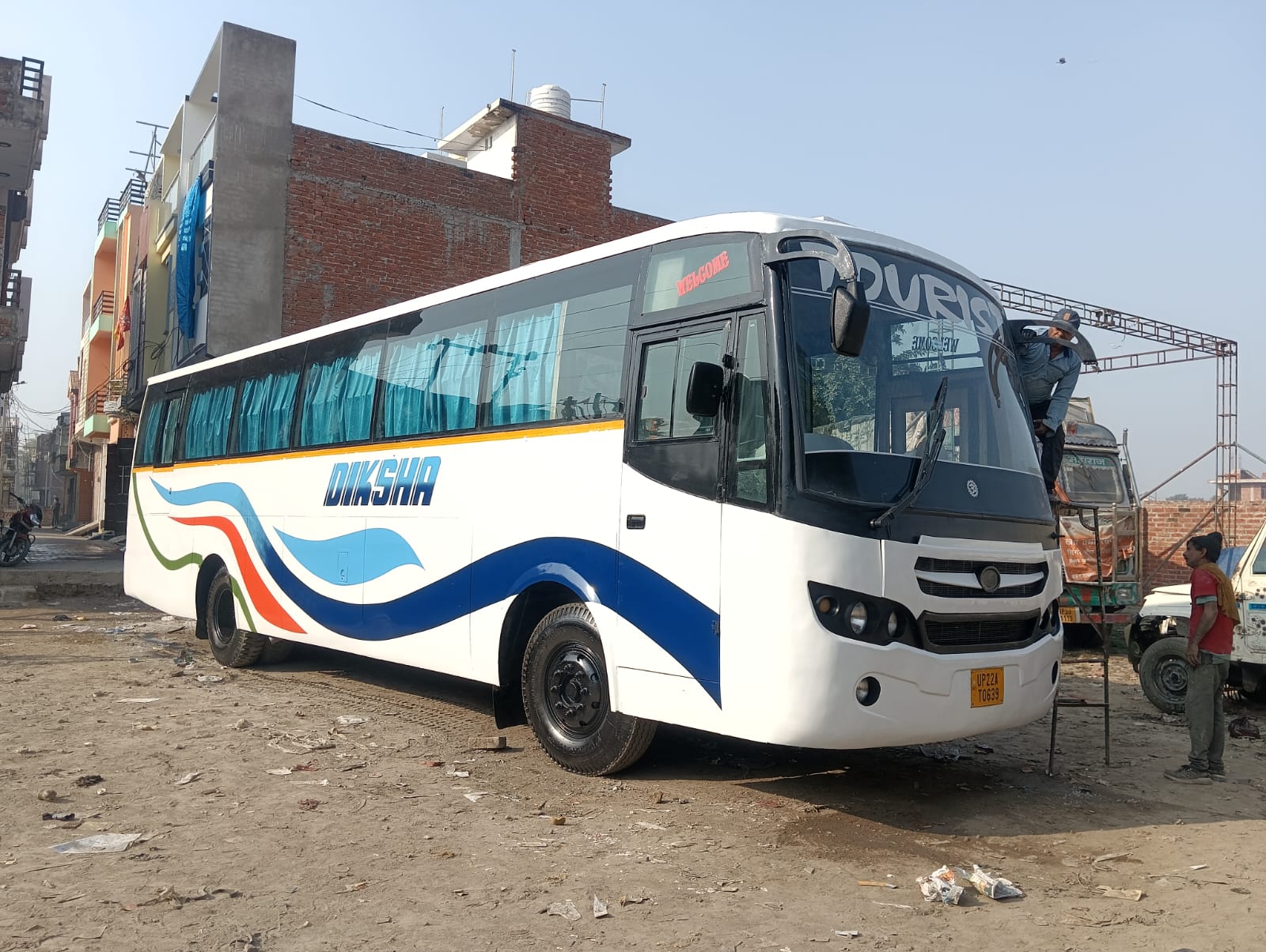 Bus